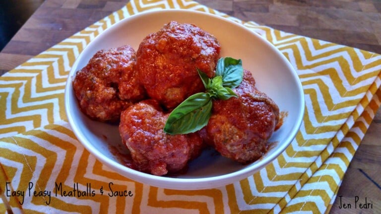 Paleo Meatballs and sauce