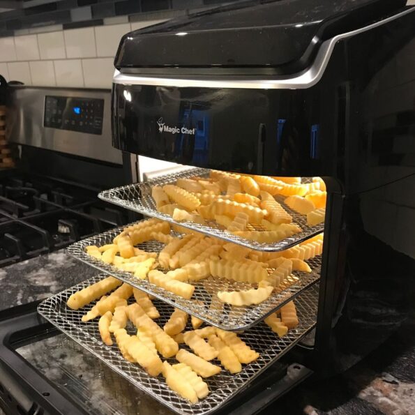 Why You Need an Air Fryer Oven Magic Chef® 10.5 Quart Air Fryer by
