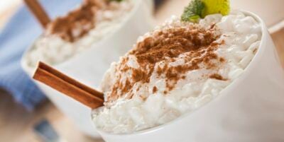 Rice pudding in a coffee mug for one