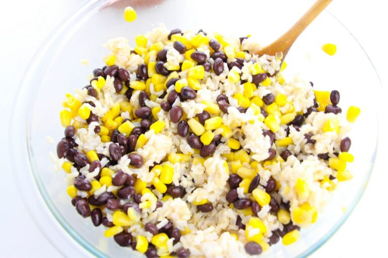 WW Mexican Black Beans and Rice {Easy OnePan Recipe}