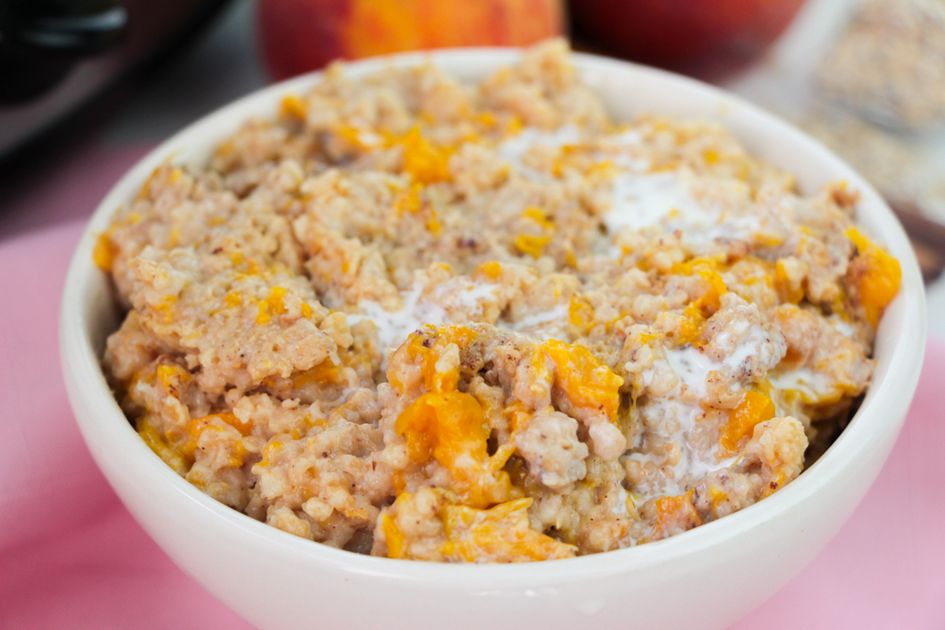 peaches and cream oatmeal healthy breakfast recipe
